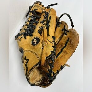 SSK Professional Edge Game Model Signature Series Baseball Glove RH